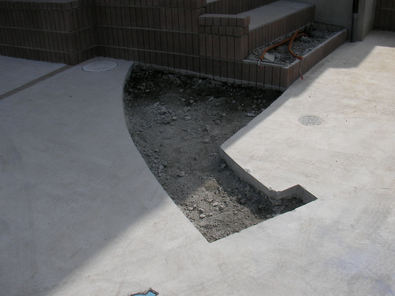 コンクリート土間カット